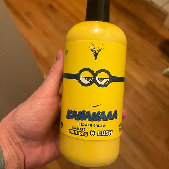 Lush X Minions LIMITED EDITION Bananaaa Shower Cream 16.9 oz